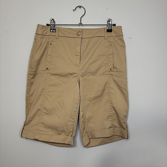 Chico’s Bermuda Shorts Size 00 (US 0/XS) Khaki Stretch Utility Casual - Picture 1 of 15